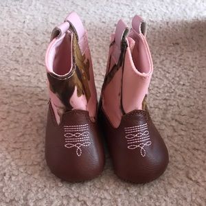 Baby Girl Camo boots